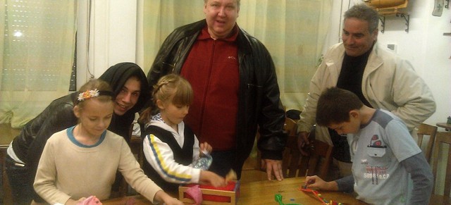 Алексей — большой и добрый друг детей в «Яблоньке», Калининград